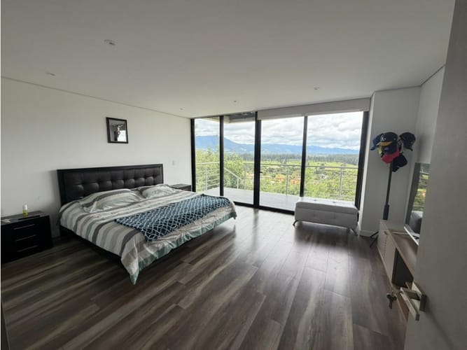 Casa de 4 alcobas en venta en Aposentos, Sopó, 450 m² · foto 14 de 24