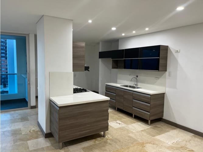 Apartamento de 3 alcobas en venta en Aves Maria, Sabaneta, 116 m² · foto 4 de 24