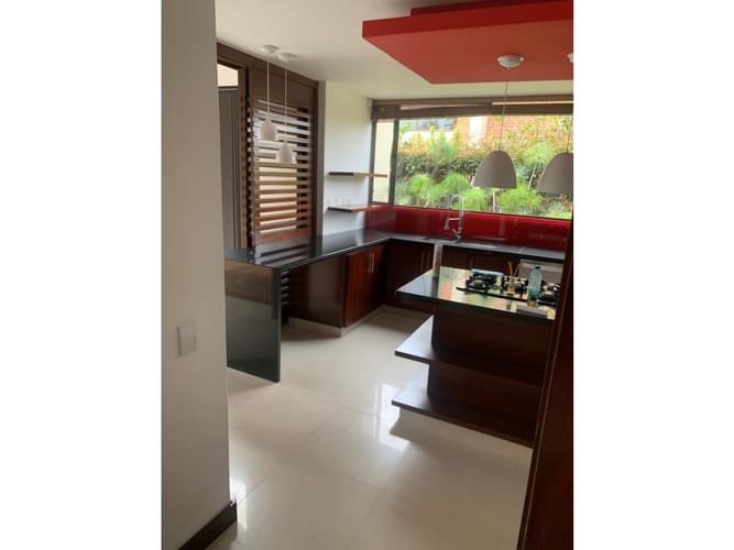 Casa de 4 alcobas en arriendo en Cr El Bosque, Chía, 286 m² · foto 2 de 24