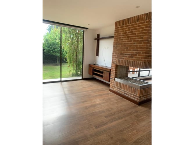 Casa de 4 alcobas en arriendo en Cr El Bosque, Chía, 286 m² · foto 5 de 24