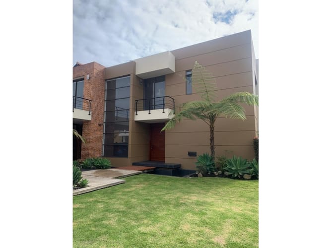 Casa de 4 alcobas en arriendo en Cr El Bosque, Chía, 286 m² · foto 21 de 24