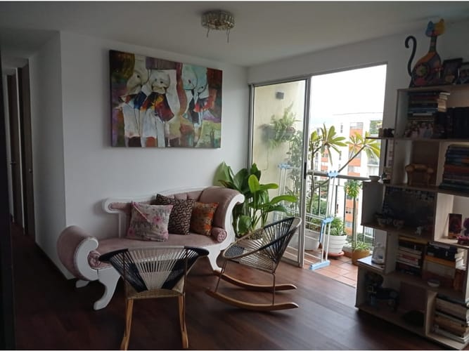 Apartamento de 3 alcobas en venta en Cr. Los Naranjos, Jamundí, 62 m² · foto 12 de 24
