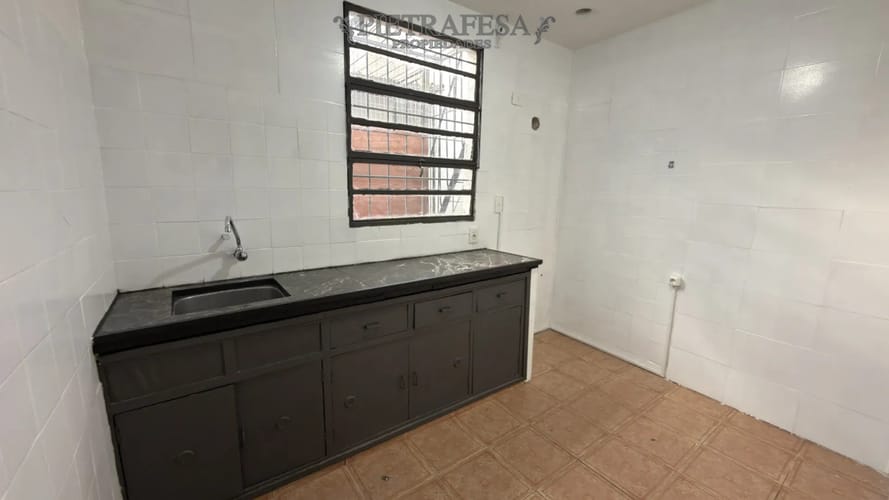 Casa en alquiler, 2 dormitorios, 1 baño, patio. Union. · Photo 3