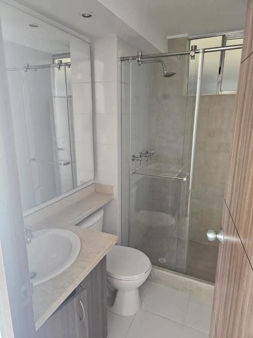 Apartamento de 3 alcobas en venta en Ciudad Techo Ii, Bogotá, 82 m² · foto 2 de 7