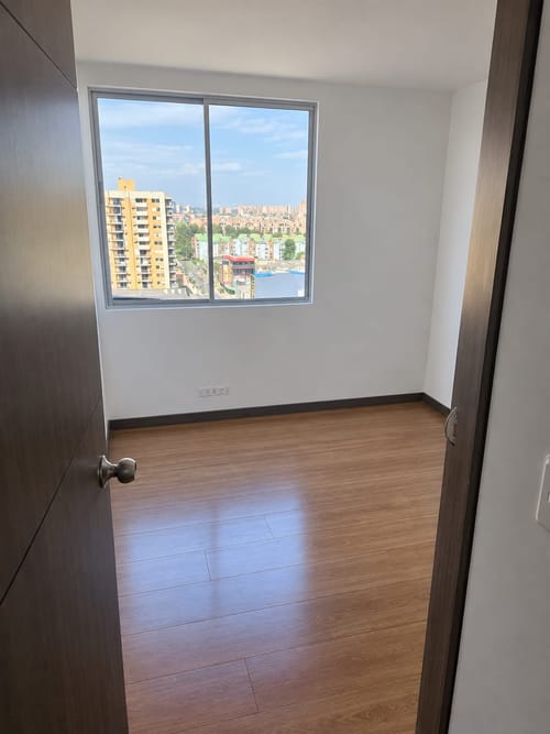 Apartamento de 3 alcobas en venta en Ciudad Techo Ii, Bogotá, 82 m² · foto 7 de 7