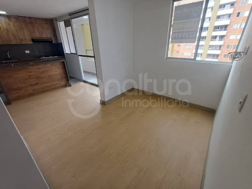 Apartamento de 2 alcobas en arriendo en La Mina, Envigado, 61 m² · foto 4 de 16
