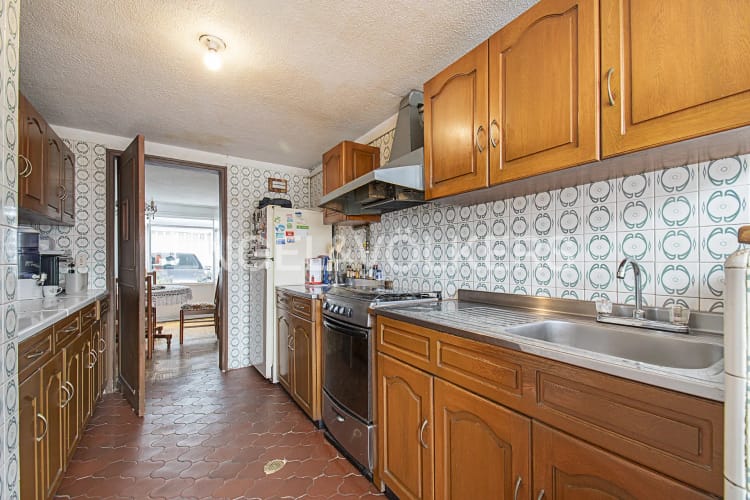 Casa de 3 alcobas en venta en Puente Largo, Bogotá, 220 m² · foto 5 de 12