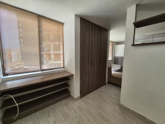 Apartaestudio en arriendo en Bolivariana, Medellín, 35 m² · foto 3 de 8