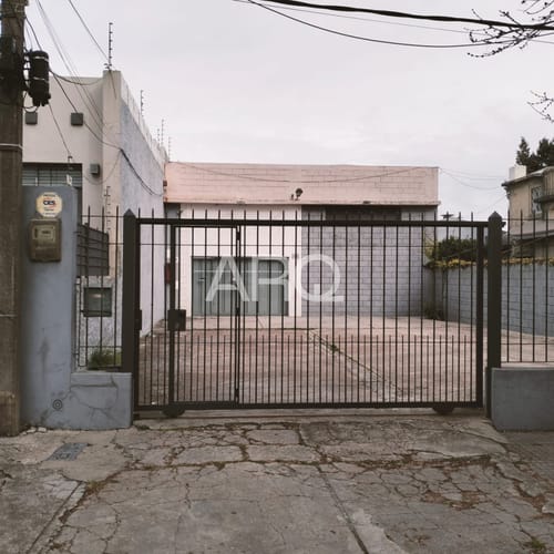 Galpón de 450 m² en Pocitos Nuevo · Foto 1