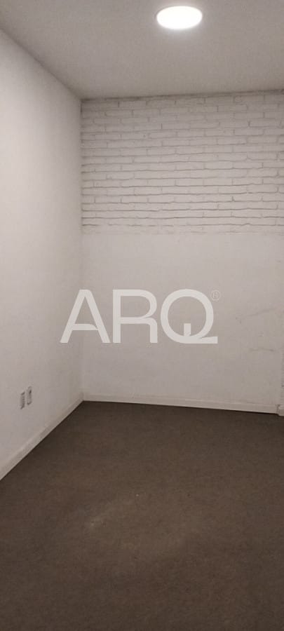 Galpón de 450 m² en Pocitos Nuevo · Foto 4