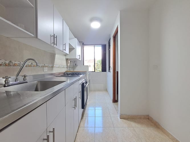 Apartamento de 3 alcobas en arriendo en Otraparte, Envigado, 85 m² · foto 2 de 23