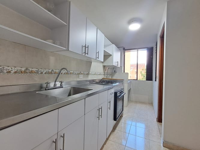 Apartamento de 3 alcobas en arriendo en Otraparte, Envigado, 85 m² · foto 3 de 23