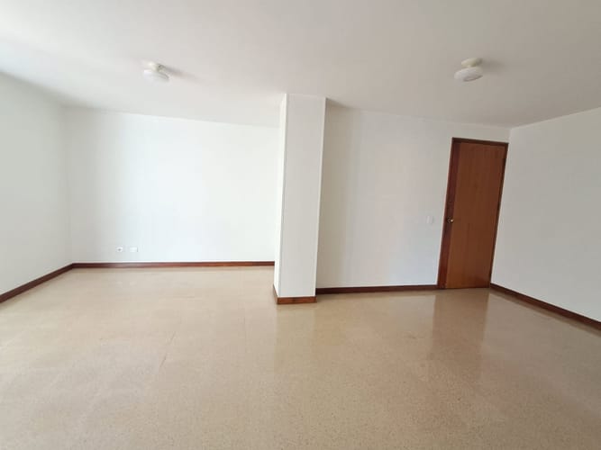 Apartamento de 3 alcobas en arriendo en Otraparte, Envigado, 85 m² · foto 10 de 23