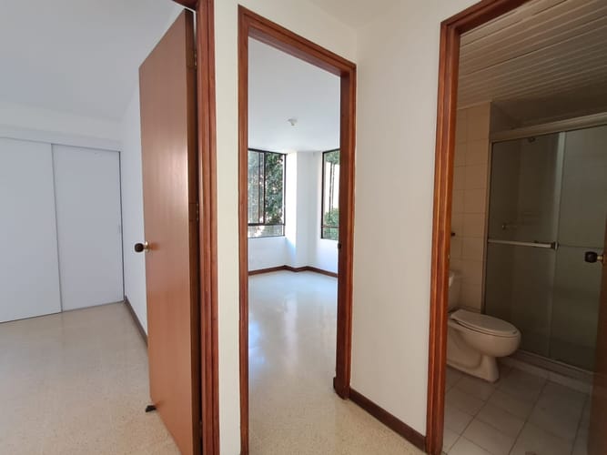 Apartamento de 3 alcobas en arriendo en Otraparte, Envigado, 85 m² · foto 12 de 23