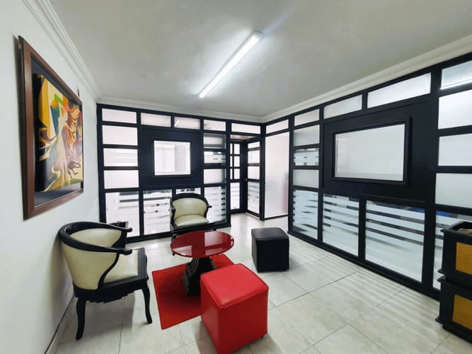 Oficina en venta en Garcia Rovira, Bucaramanga, 48 m² · foto 2 de 14