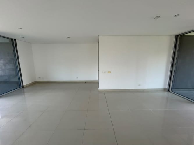 Apartamento de 3 alcobas en arriendo en Loma Benedictinos, Envigado, 156 m² · foto 3 de 24