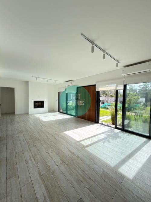 ESTA CASA EN BARRIO PRIVADO VIENE CON ALGO EXTRA… ¿QUERÉS SABER QUÉ ES? · Foto 4