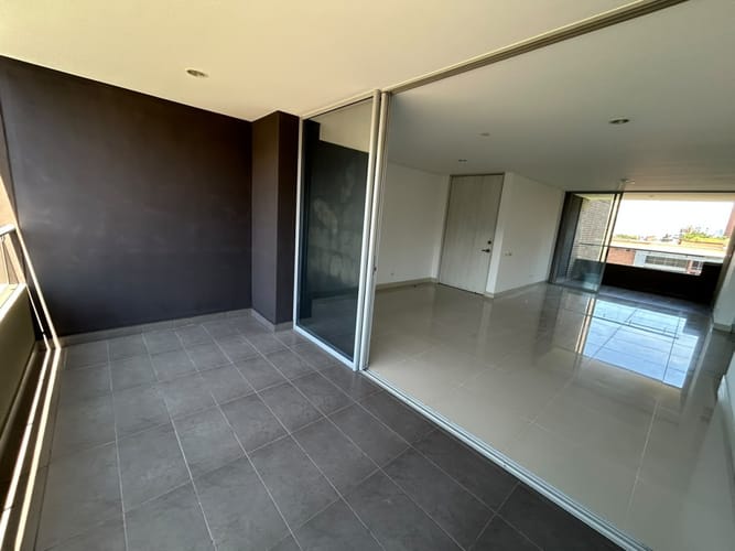 Apartamento de 3 alcobas en arriendo en Loma Benedictinos, Envigado, 156 m² · foto 7 de 24