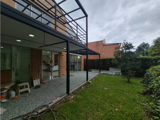 Casa de 5 alcobas en arriendo en Santa Elena, El Retiro, 180 m² · foto 8 de 24