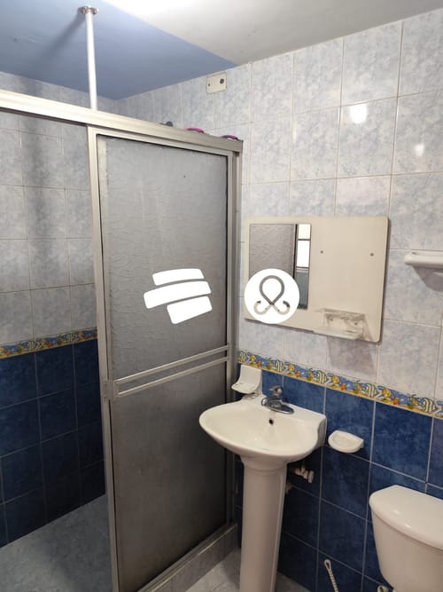 Casa de 7 alcobas en venta en Santa Lucia, Bogotá, 155 m² · foto 9 de 9