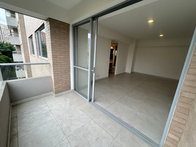 Apartamento de 3 alcobas en arriendo en Las Vegas, Itagüí, 89 m² · foto 8 de 22