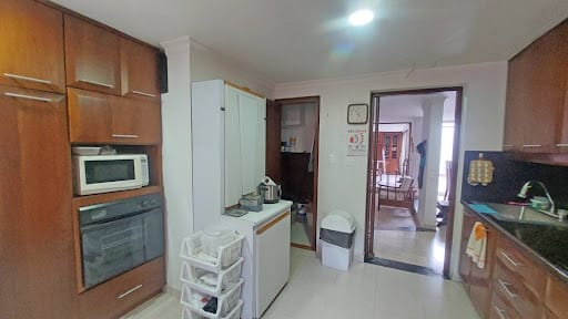 Casa de 4 alcobas en arriendo en Loma De Los Bernal, Medellín, 180 m² · foto 5 de 24
