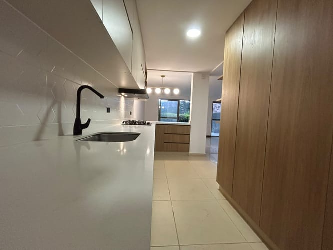 Casa de 3 alcobas en arriendo en San Sebastian, Envigado, 180 m² · foto 10 de 24