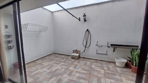 Casa de 4 alcobas en arriendo en Loma De Los Bernal, Medellín, 180 m² · foto 10 de 24