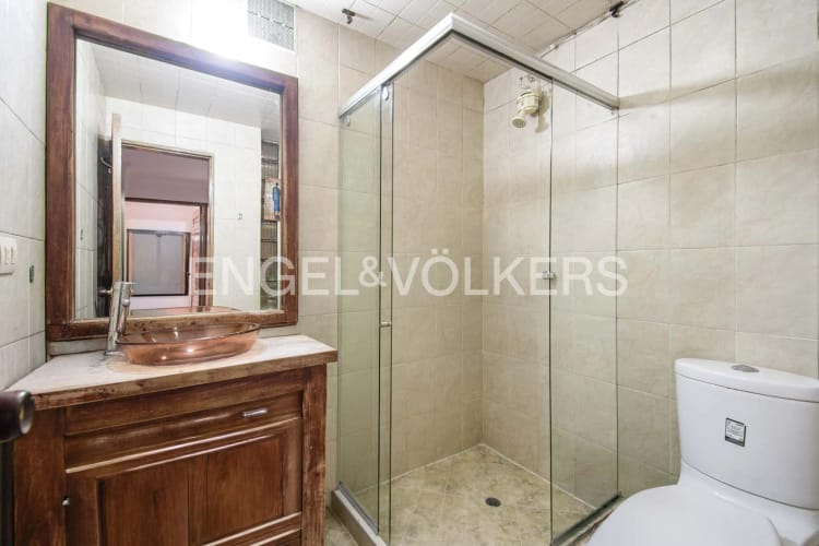 Apartamento de 3 alcobas en venta en La Carolina, Bogotá, 150 m² · foto 9 de 10