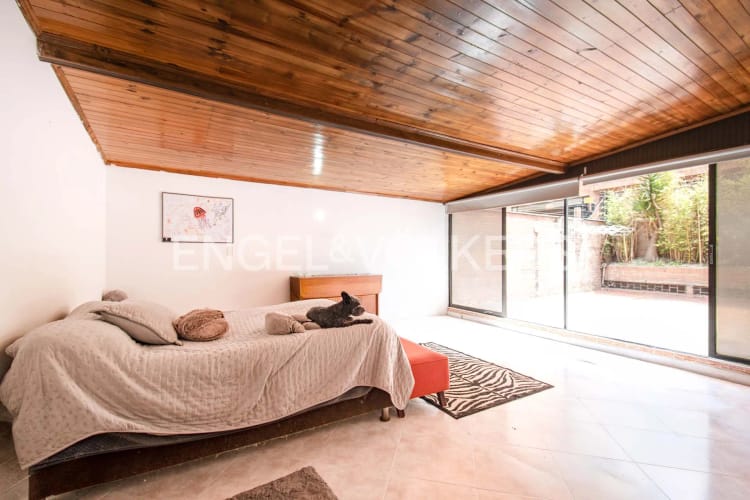 Apartamento de 3 alcobas en venta en La Carolina, Bogotá, 150 m² · foto 7 de 10