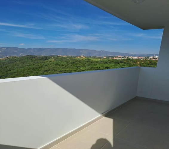 Apartamento de 3 alcobas en arriendo en Palomitas Del Progreso, Floridablanca, 83 m² · foto 23 de 24