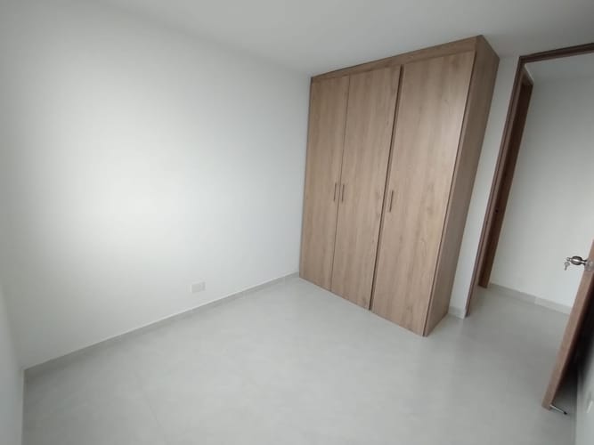 Apartamento de 2 alcobas en venta en La Alborada, Cali, 50 m² · foto 11 de 20