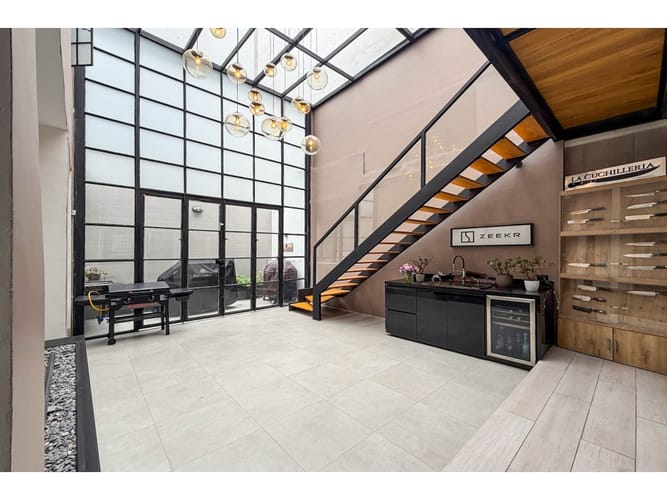 Casa en venta en Chapinero Alto, Bogotá, 424 m² · foto 2 de 22