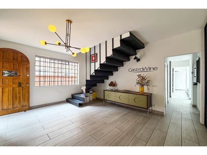 Casa en venta en Chapinero Alto, Bogotá, 424 m² · foto 4 de 22