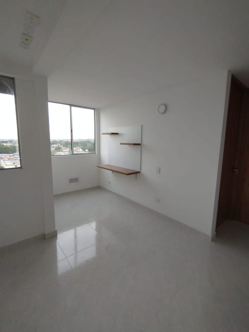 Apartamento de 2 alcobas en venta en La Alborada, Cali, 50 m² · foto 16 de 20
