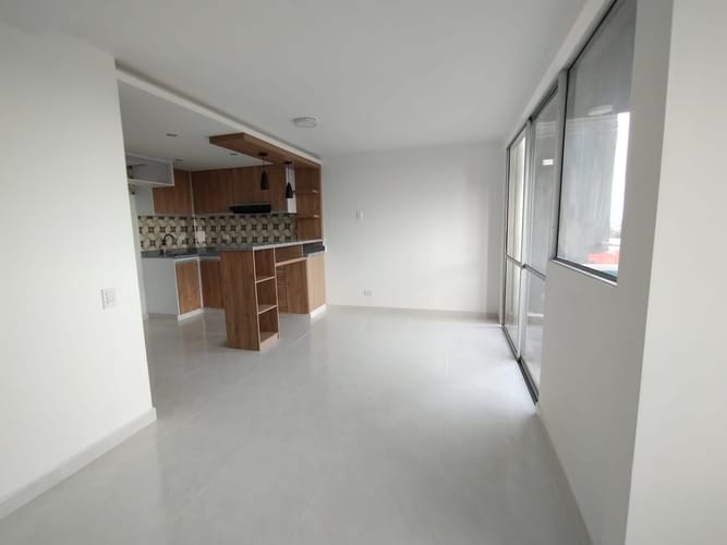 Apartamento de 2 alcobas en venta en La Alborada, Cali, 50 m² · foto 17 de 20