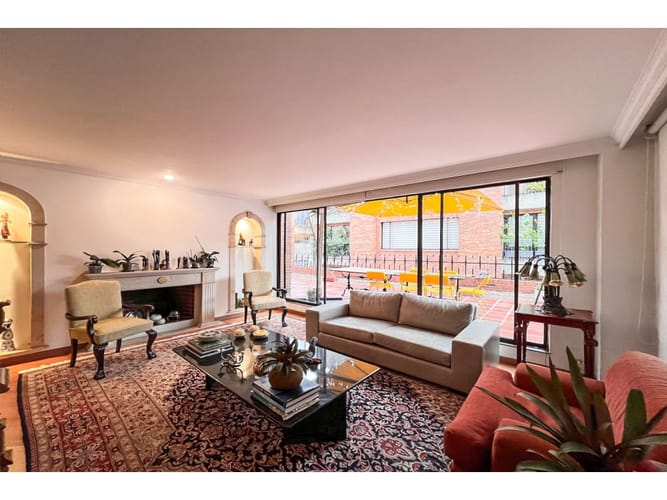 Apartamento de 3 alcobas en venta en Santa Barbara, Bogotá, 140 m² · foto 4 de 24