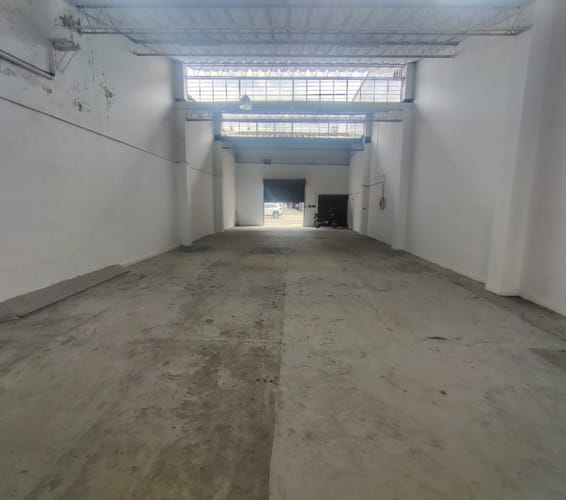 Bodega en arriendo en San Francisco, Bucaramanga, 340 m² · foto 3 de 8