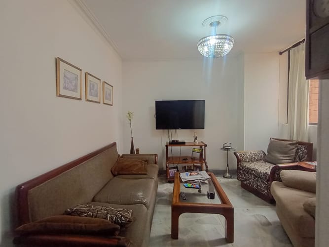 Apartamento de 3 alcobas en venta en Laureles, Medellín, 154 m² · foto 7 de 19