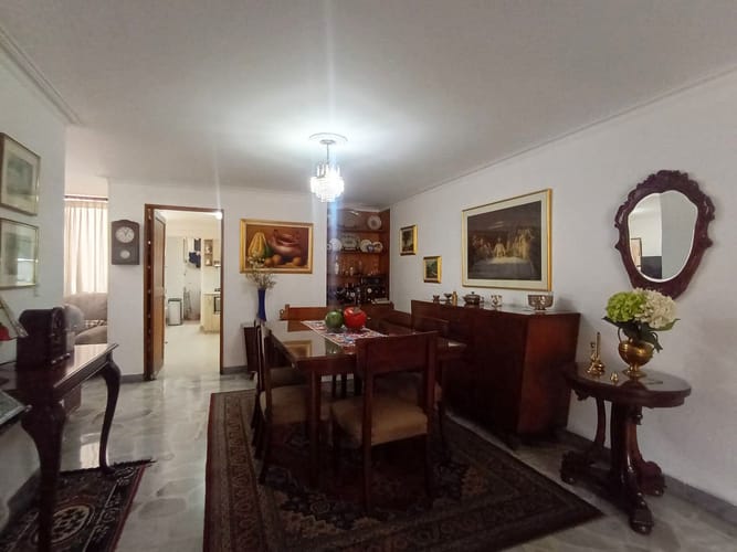 Apartamento de 3 alcobas en venta en Laureles, Medellín, 154 m² · foto 6 de 19