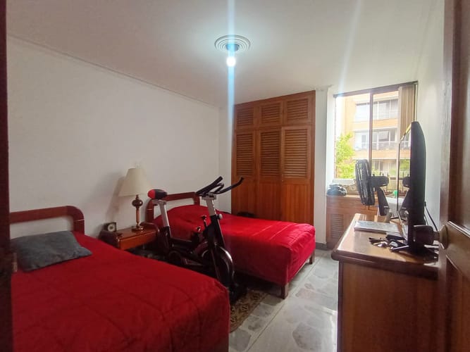 Apartamento de 3 alcobas en venta en Laureles, Medellín, 154 m² · foto 13 de 19