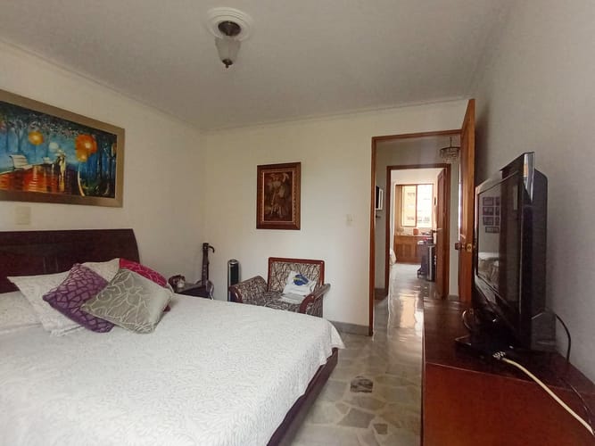 Apartamento de 3 alcobas en venta en Laureles, Medellín, 154 m² · foto 14 de 19