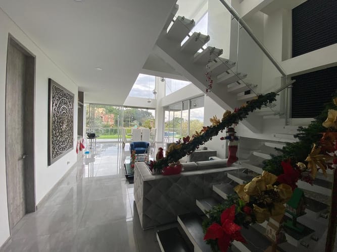 Casa de 4 alcobas en arriendo en Pance, Cali, 350 m² · foto 8 de 24