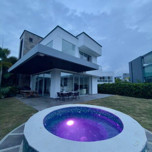 Casa de 4 alcobas en arriendo en Pance, Cali, 350 m² · foto 13 de 24