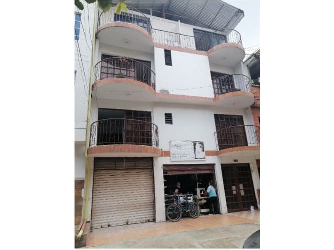 Edificio en venta en La Selva, Cali, 700 m² · foto 4 de 16