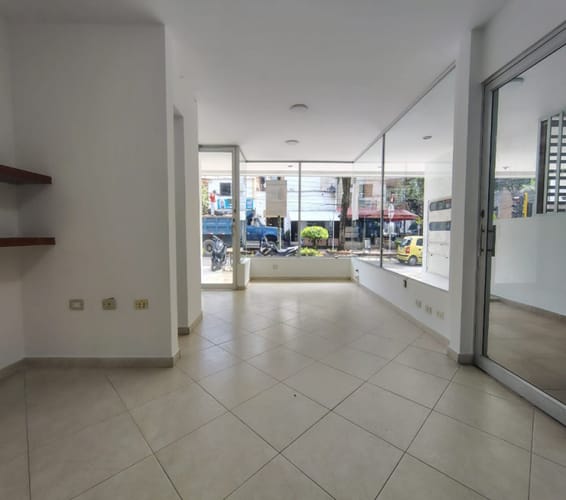 Local en arriendo en Sotomayor, Bucaramanga, 25 m² · foto 3 de 7