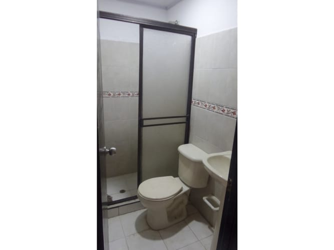 Edificio en venta en La Selva, Cali, 700 m² · foto 14 de 16