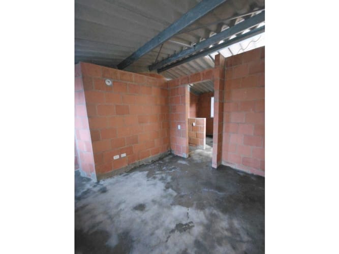 Casa de 2 alcobas en venta en Granada, Candelaria, 35 m² · foto 14 de 15