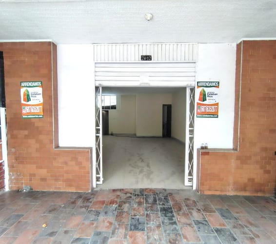 Local en arriendo en Ciudad Valencia, Floridablanca, 77 m² · foto 2 de 9