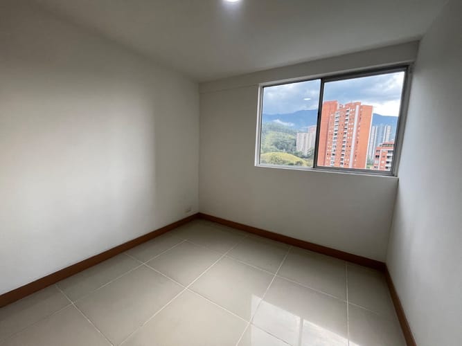 Apartamento de 3 alcobas en arriendo en San Remo, Sabaneta, 85 m² · foto 8 de 20
